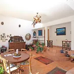 Apartman Kada 1571
