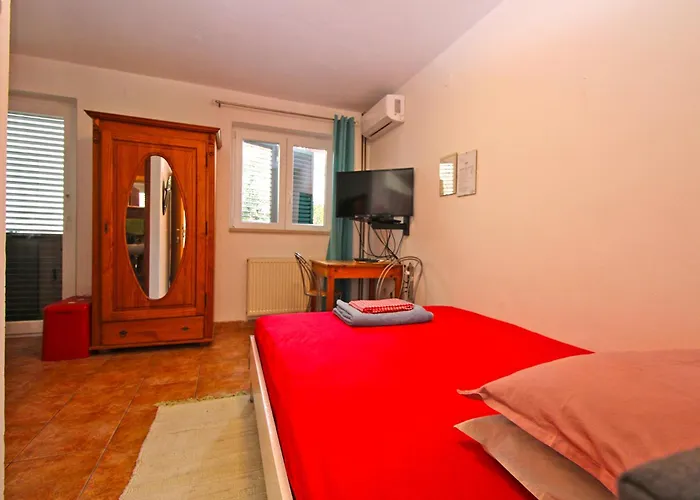 Kada 1571 Apartment Pula